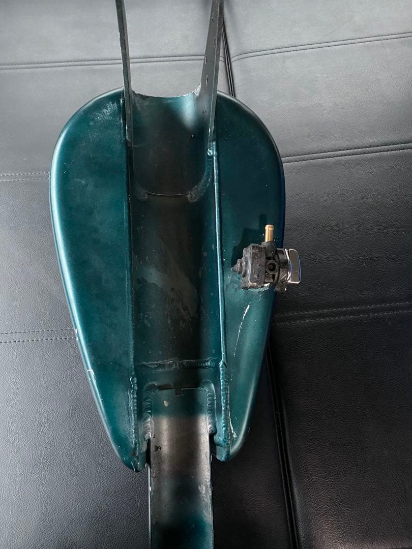 ハーレー　ソフテイル　スポーツスタータンク 00〜06モデル適合　tc88