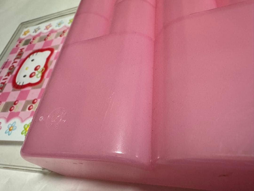 昭和レトロ　ハローキティ　アクセサリーケース