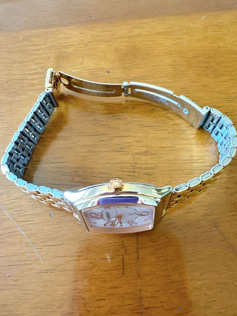 セイコー 腕時計 ルキア ピンク文字盤 ソーラー電池 稼働品