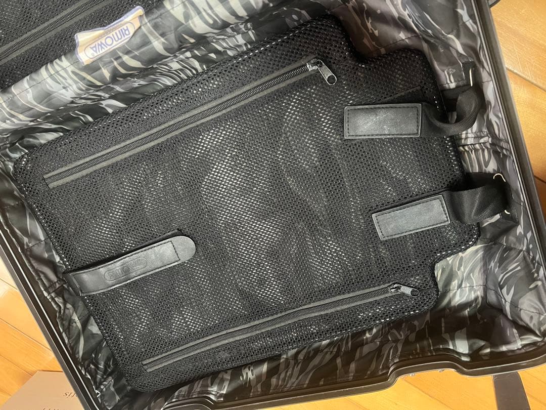 リモワ×モンクレール限定コラボスーツケース32L機内持ち込み可RIMOWA貴重