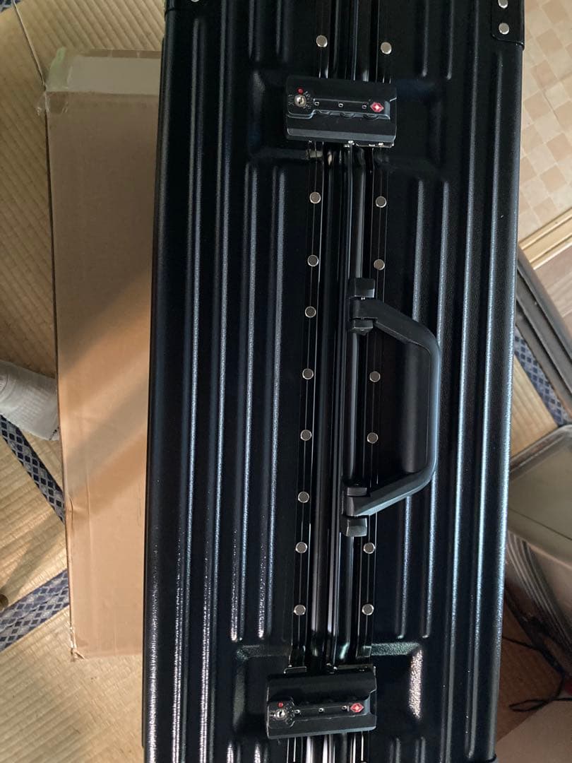 フォロー割☘️スーツケース☘️Ｌサイズ 78ℓ 軽量 長期旅行 TSAロック 夏休み