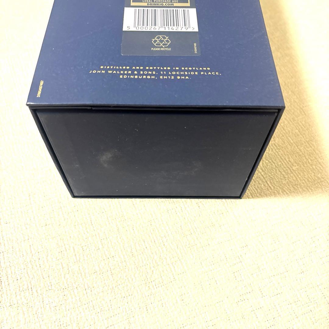 【新品未開封】ジョニーウォーカー ブルーラベル 750ml 40% 箱付き