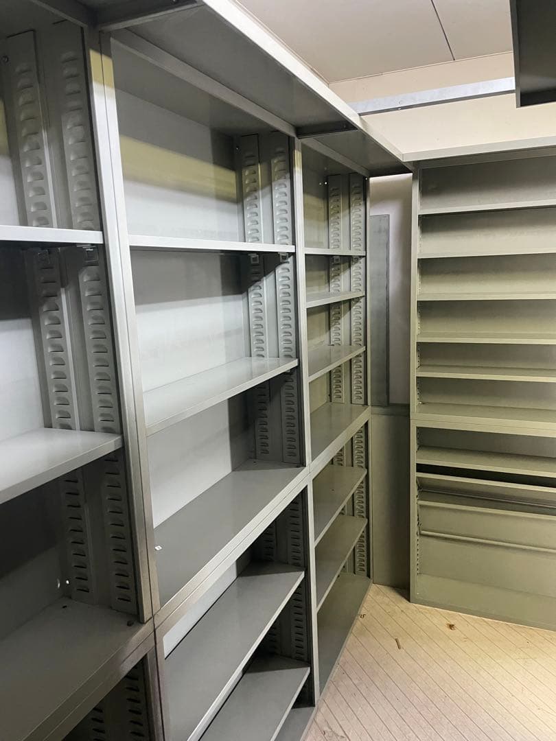 書庫　在庫あります　1点の値段です　キズ汚れサビ凹みあり