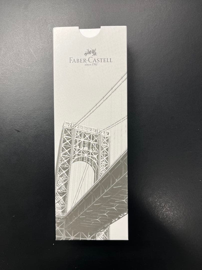 【超美品】ファーバーカステル　万年筆　アンビション　レジン　EF