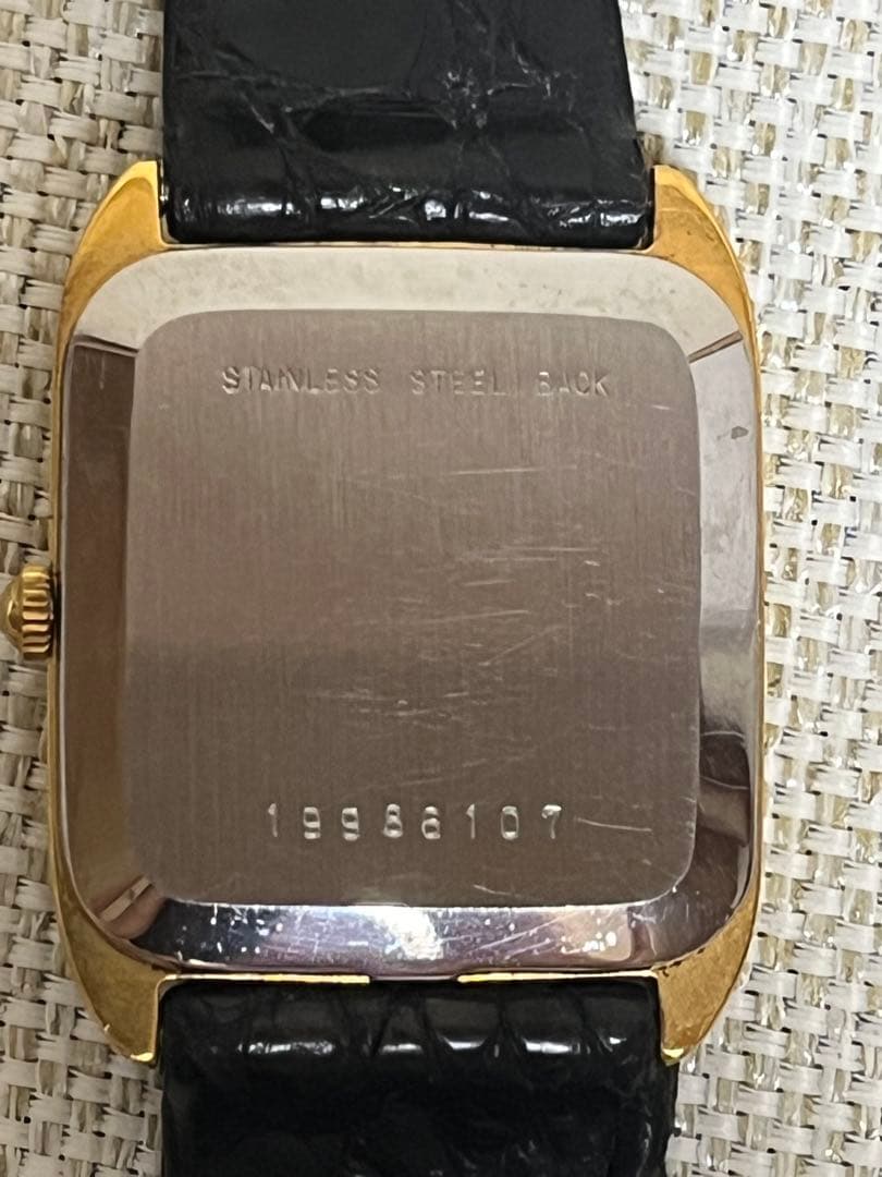 【希少】ロンジン クォーツ ゴールド ヴィンテージ 700 swiss 3678