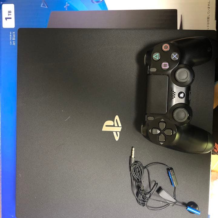 Nintendo Switch PS4 PRO 1TB CUH7000B