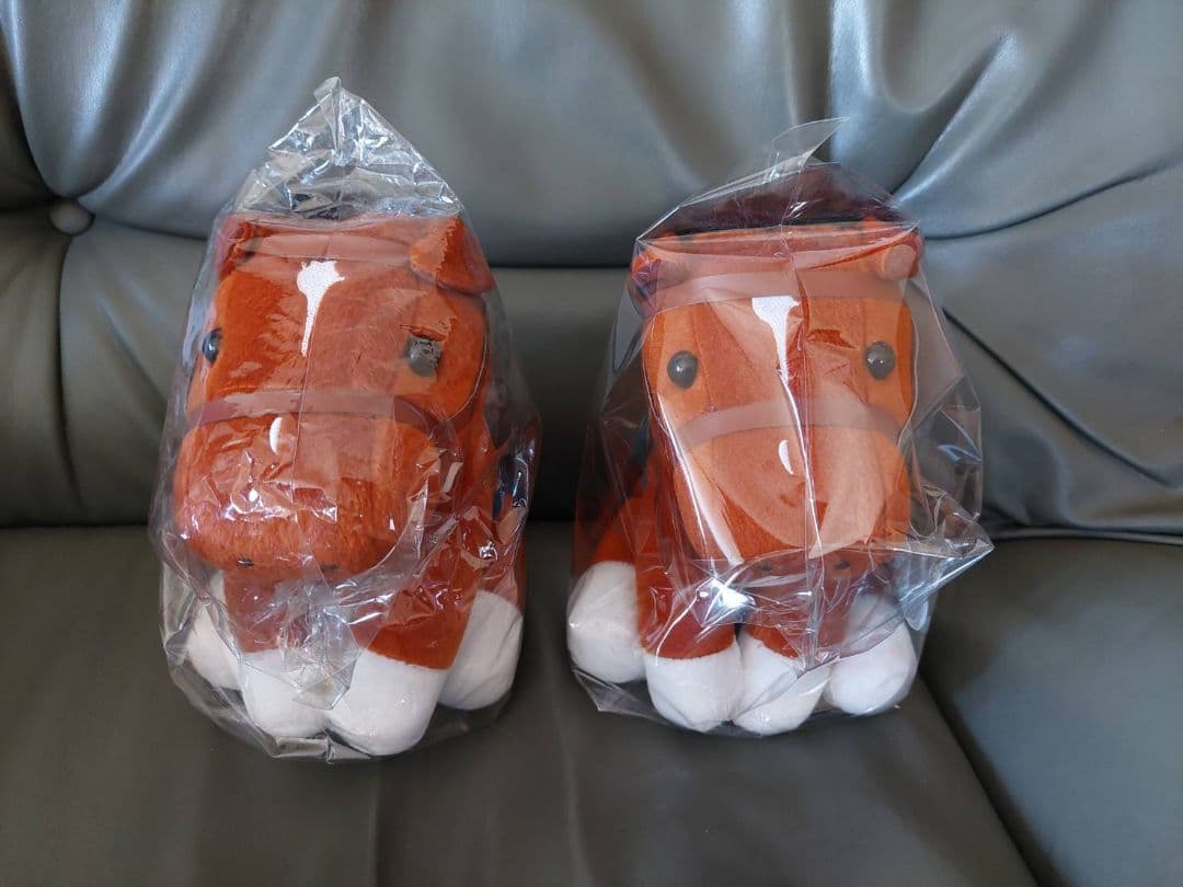 競馬　アイドルホース　モーリス　Mサイズ2頭ぬいぐるみ　未使用　タグつき