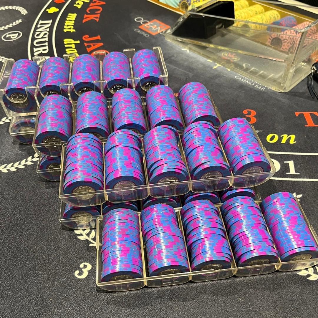 36 カジノチップ 700枚 100$ ポーカーチップ  H26年