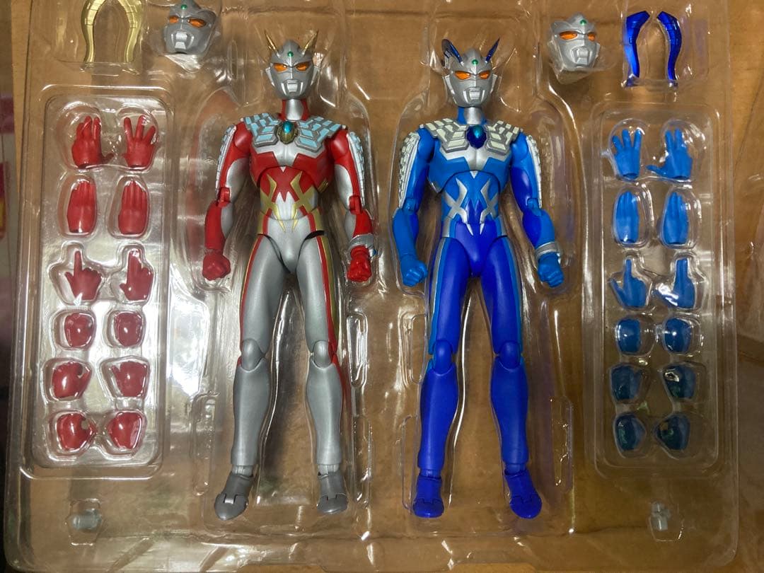 ウルトラアクト ウルトラマンゼロ ストロングコロナ ルナミラクル 箱無し