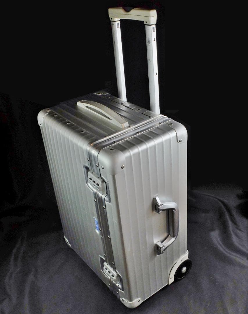 リモワ 950.51 トパーズ 2輪 縦型 パイロットケース 42L