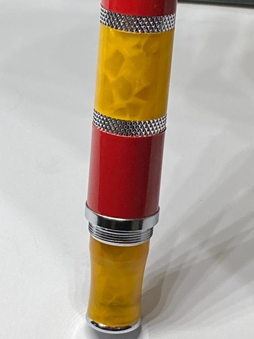 廃番・サンセット レッド柄アクリル樹脂軸！ モンテベルデ⑥／レガッタ/RB/美品