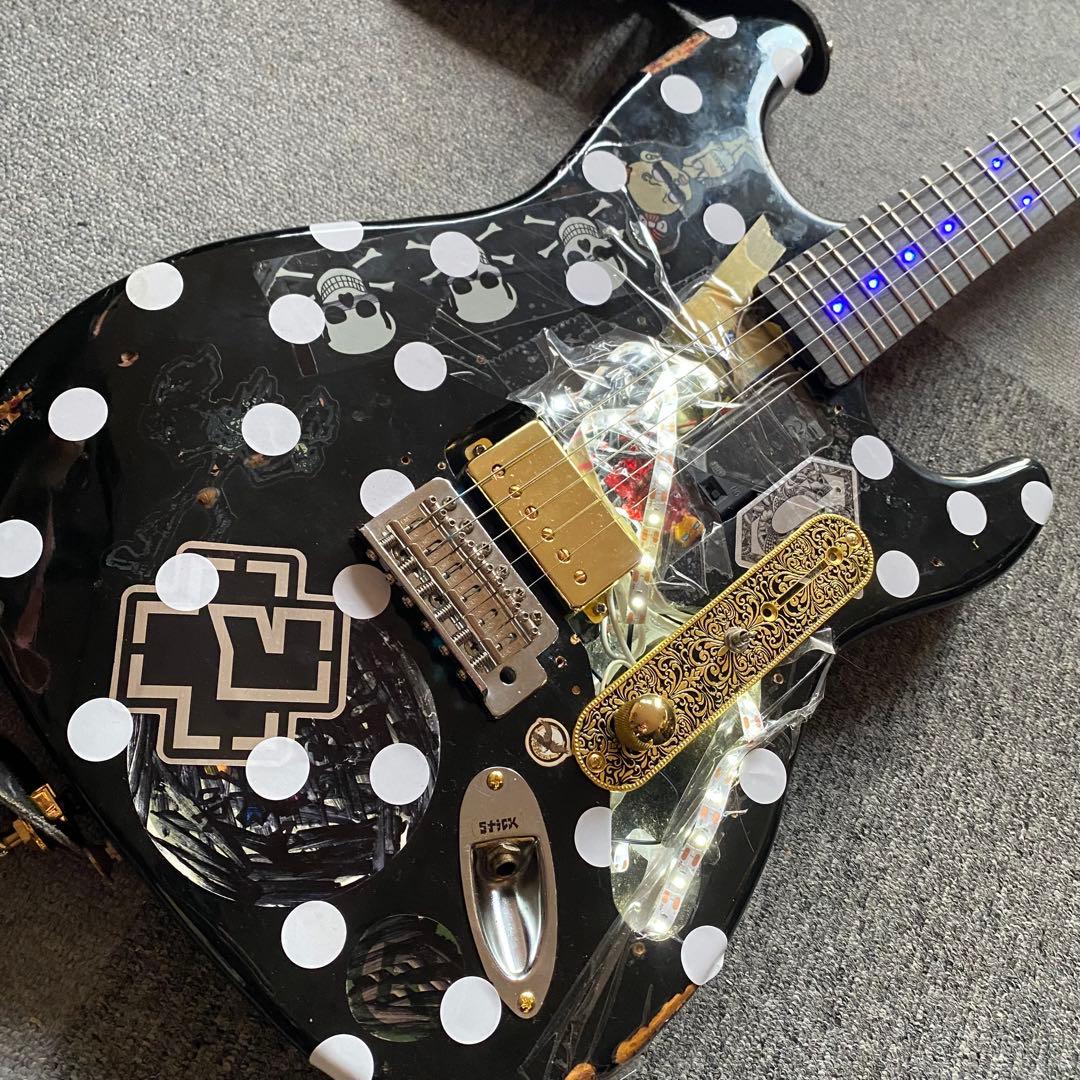 LEDネック！ブラックストラトキャスター！LIVE激目立ち！一点物