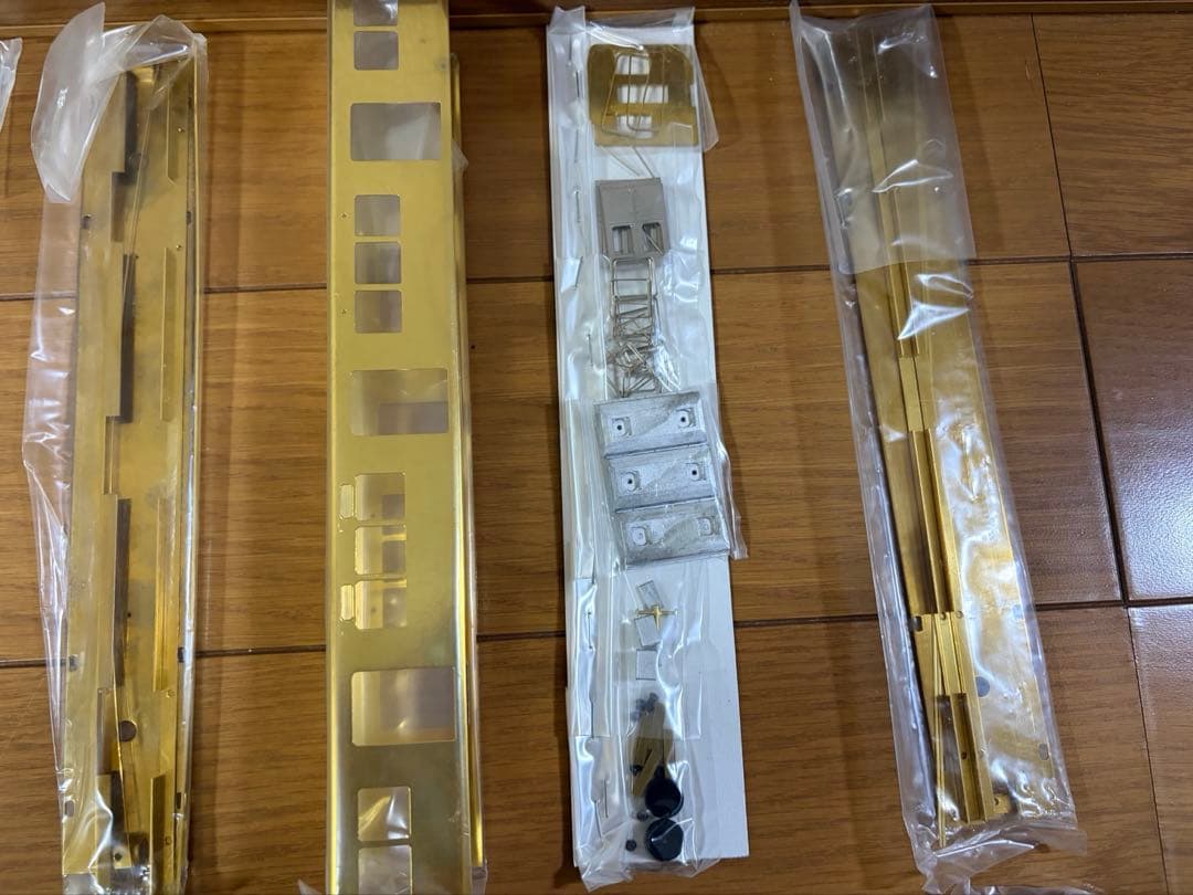 ユ*ン様 TOYO MODEL 阪急電鉄7000系アルミ車キット　未組立　HOゲ