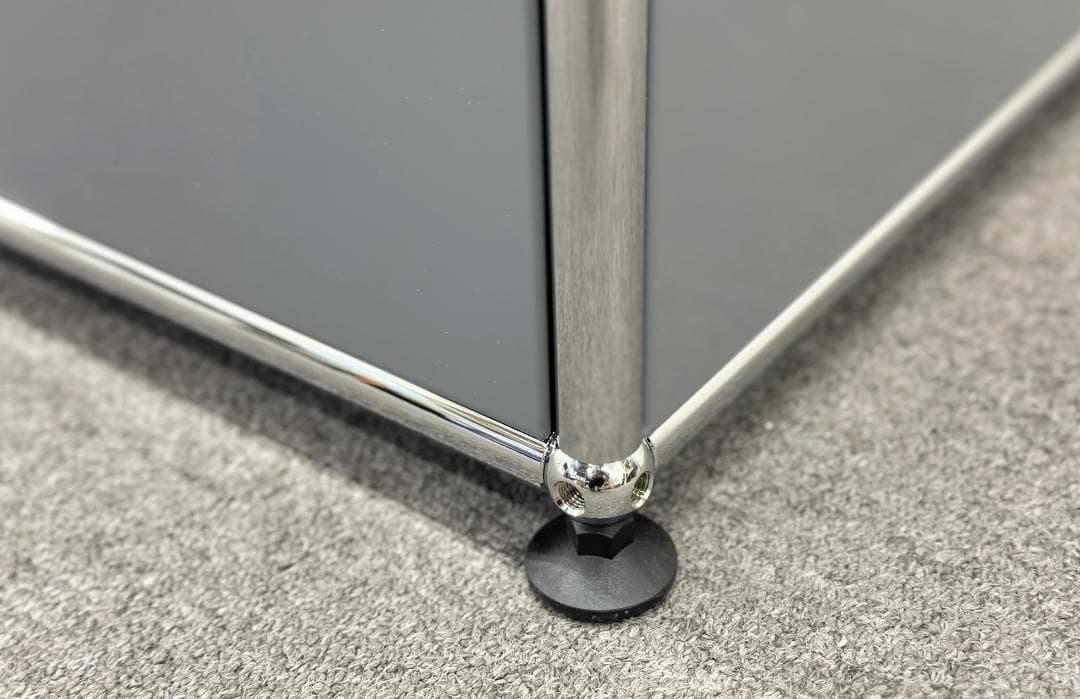 正規品!ほぼ未使用品■USMハラー■キャビネット　2列2段　ミッドグレー　鍵なし