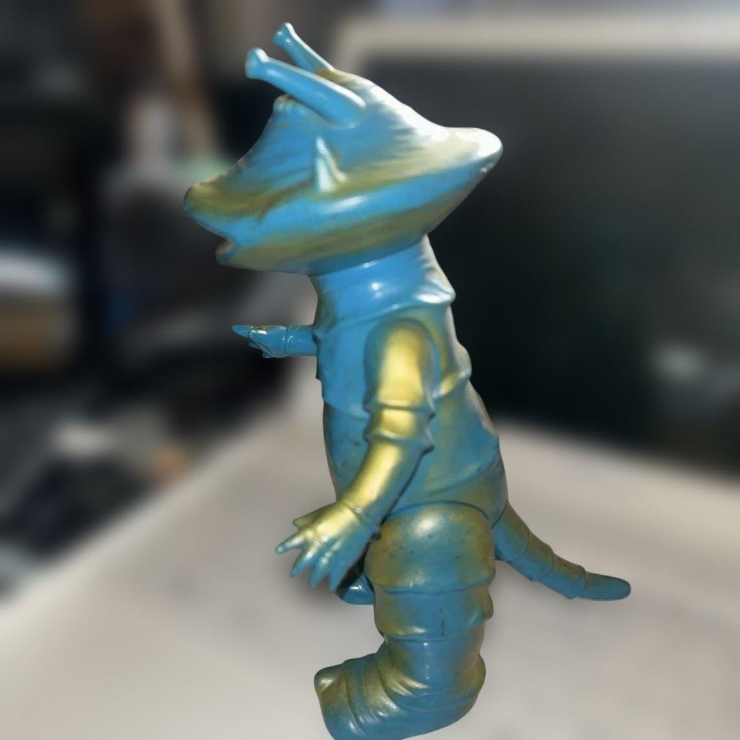 ウルトラマンシリーズ　カネゴン　ソフビ人形　ブルマーク　1992 復刻版