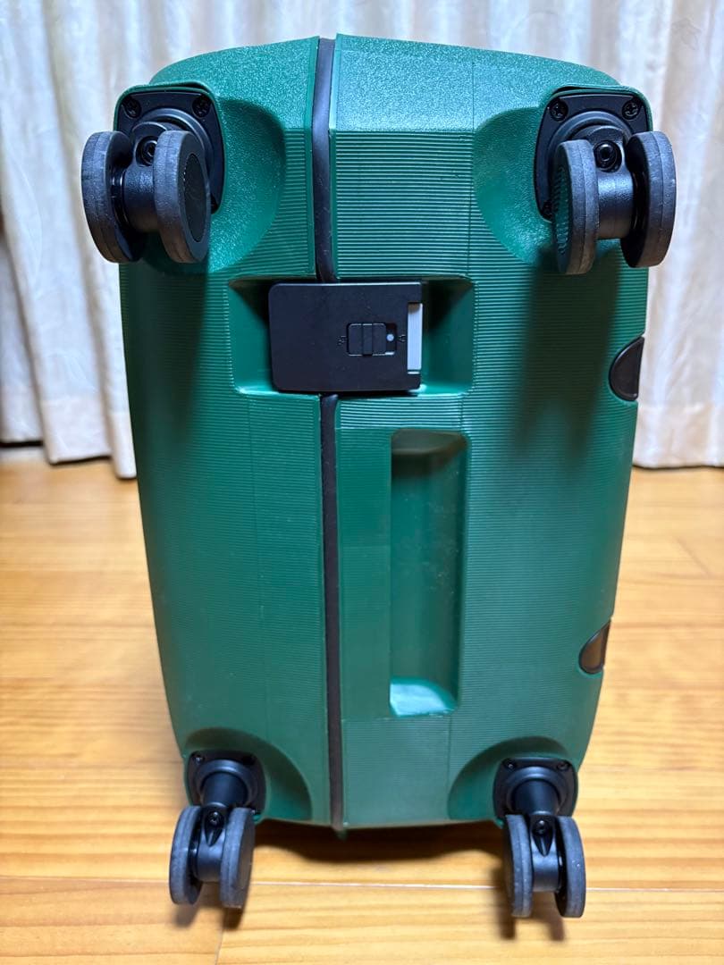 LOJEL voja Mキャリーケース スーツケース　グリーン
