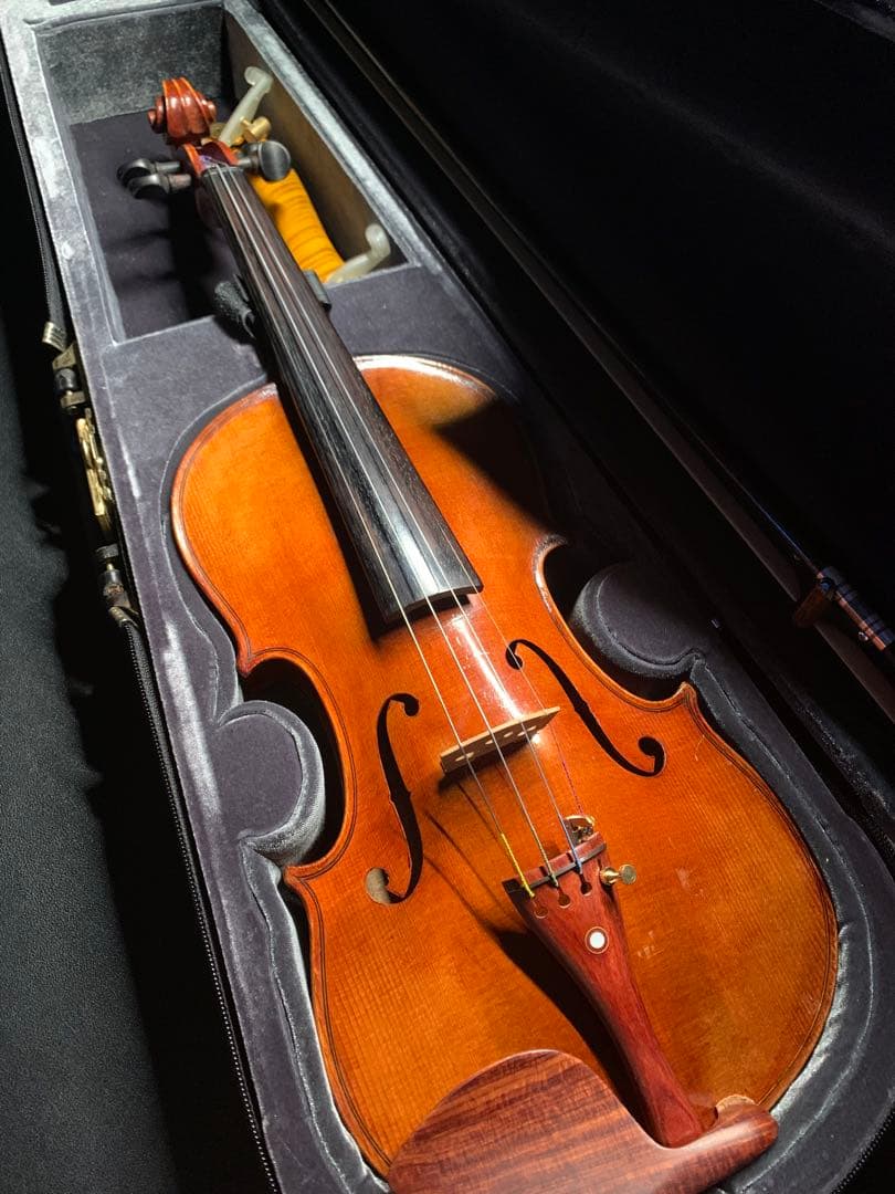 【とし】4/4 ヴァイオリン　Stradivariusラベル