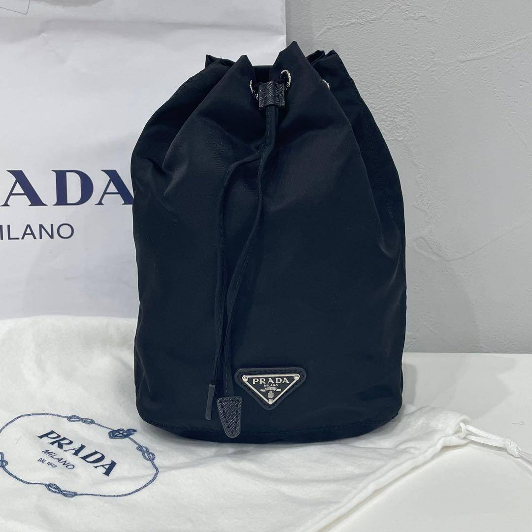 PRADA 巾着 バッグ ナイロン 三角ロゴ