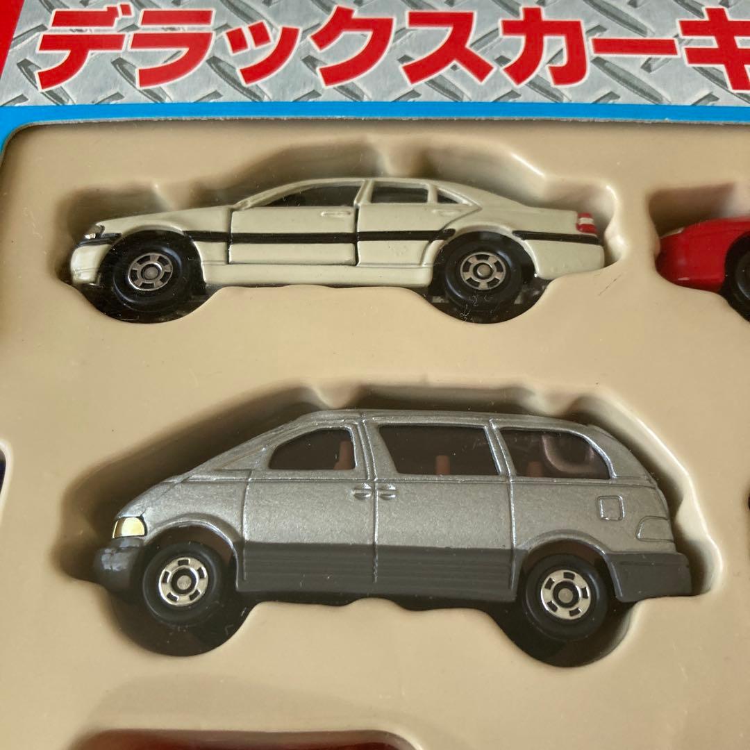 トミカ　デラックスカーキャリアセット　未使用品　ビデオ付き