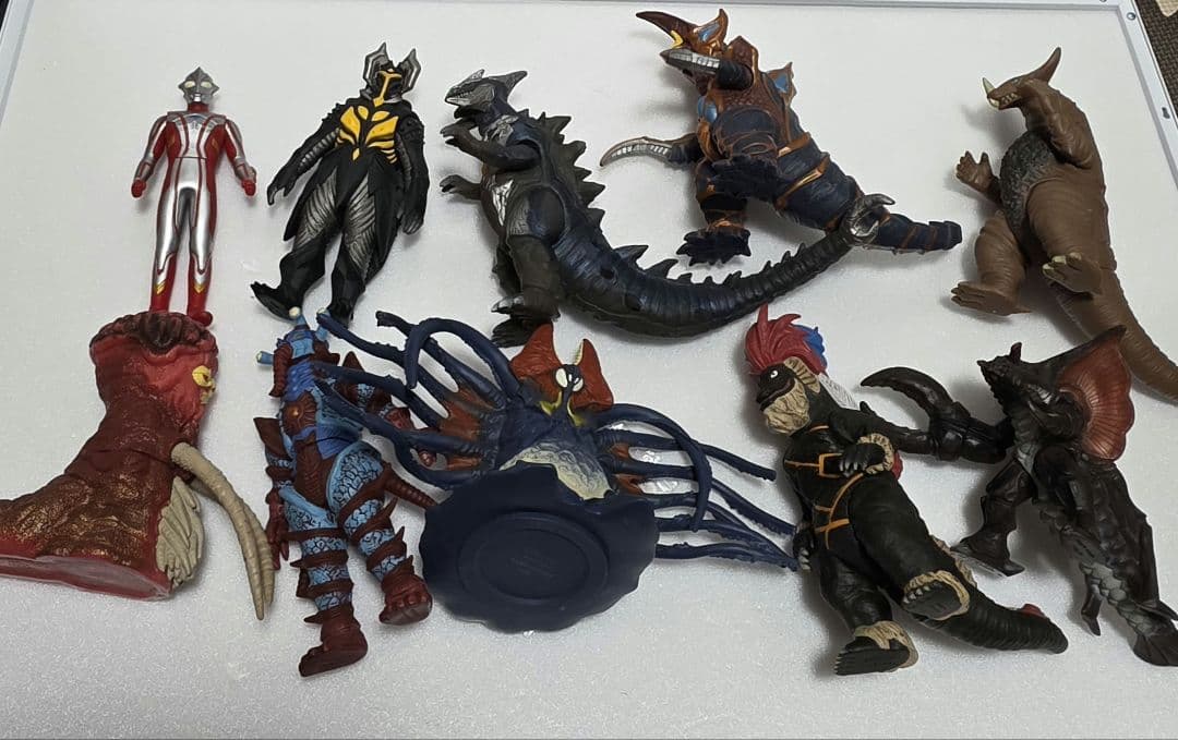 ウルトラマン　ウルトラ怪獣シリーズ　ゴモラ ゼットン　メビウス　クイーンモネラ