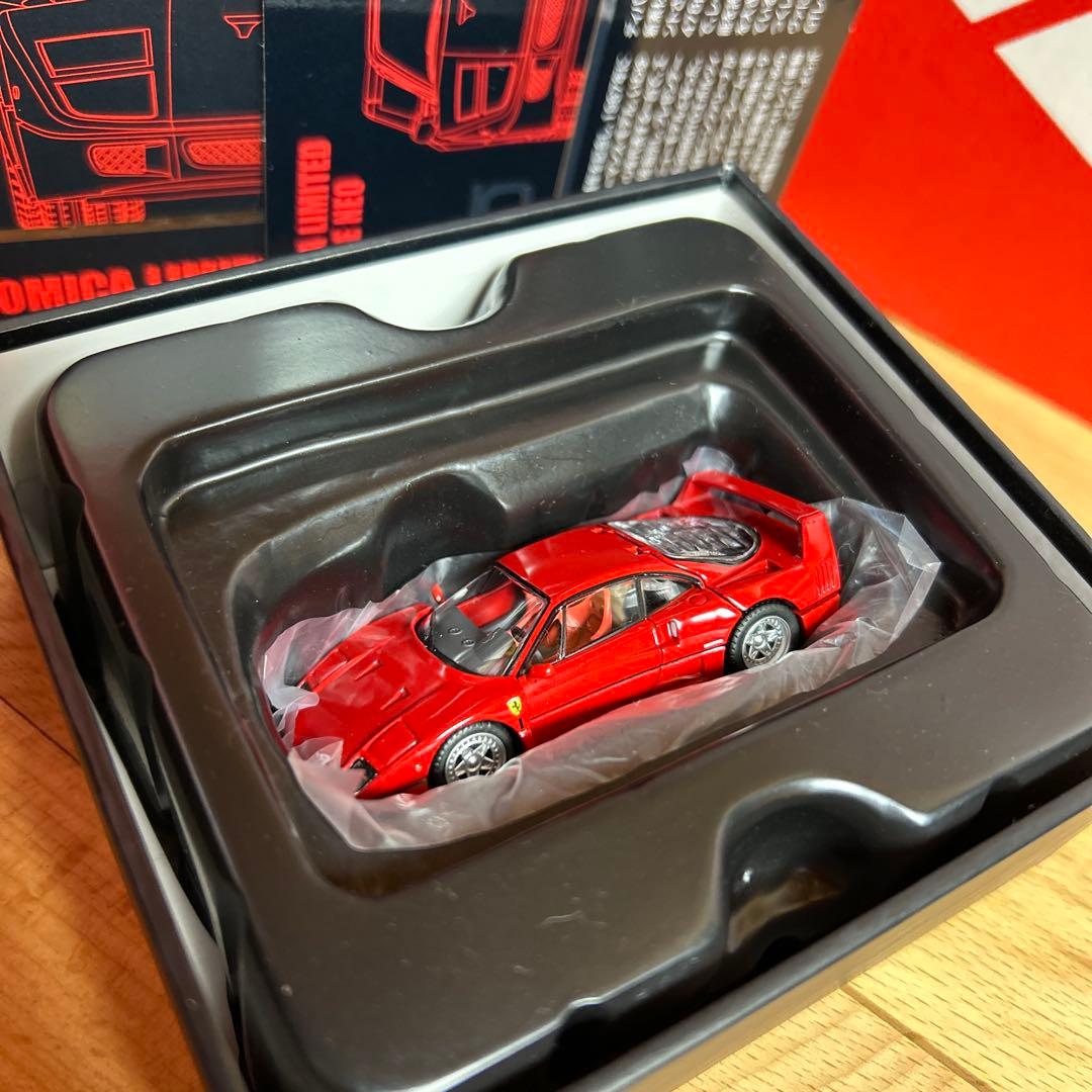 トミカリミテッドヴィンテージネオ フェラーリ F40 LV-NEO 赤