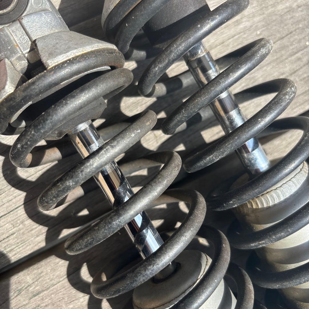 KYB カヤバ サスペンション ゼファーχ