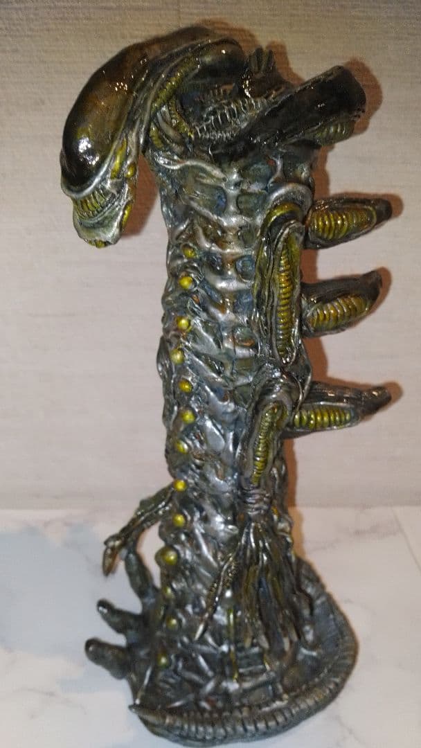 エイリアンギーガー風デザインオブジェ