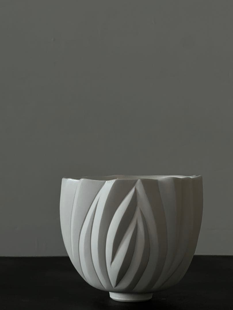 高橋奈己 『 白磁茶碗 』H.95 x Φ.114mm／茶道具 人気現代陶芸家