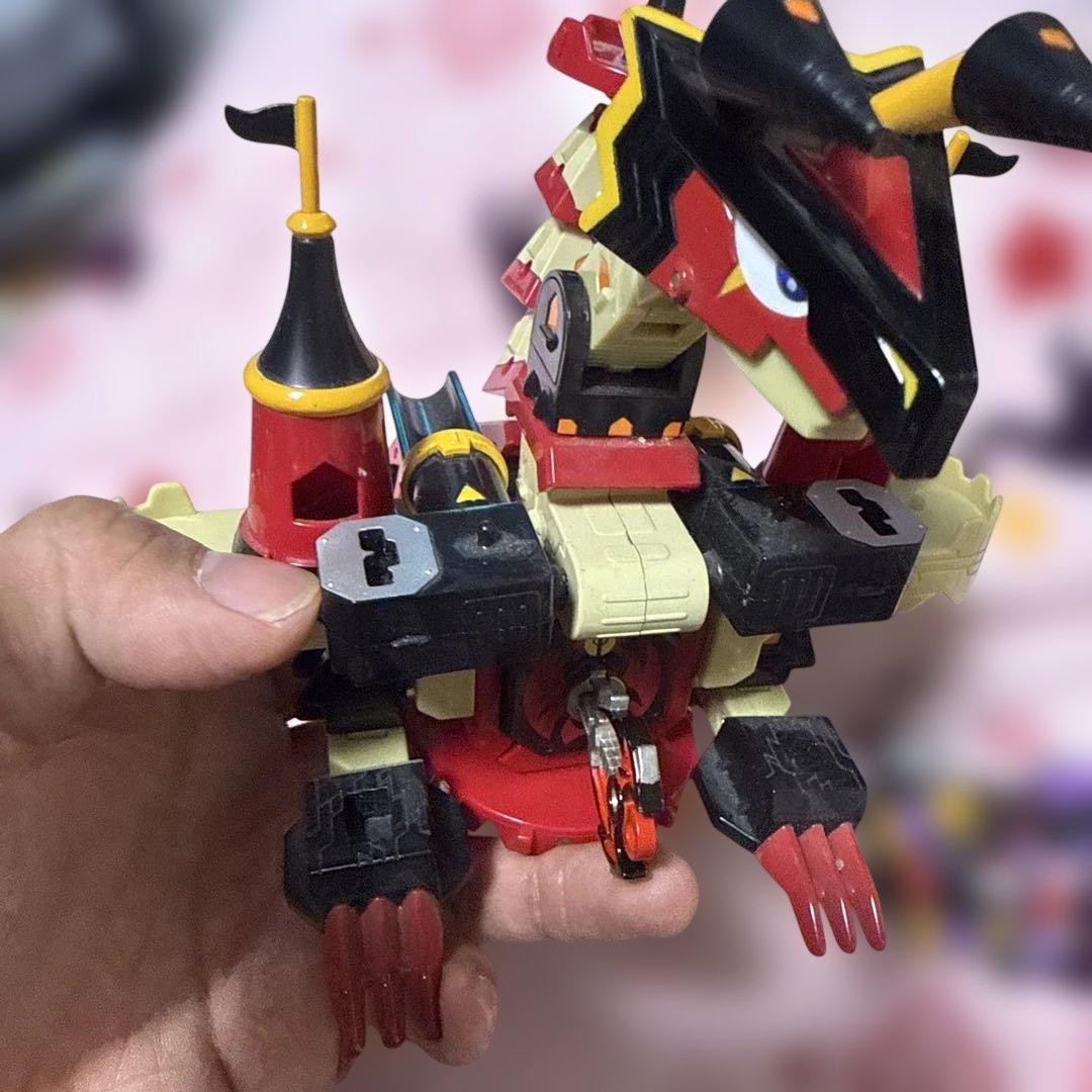 超希少 キーボッツ　封印城の秘密　ダークドラゴンキャッスル&マティウスボッツ