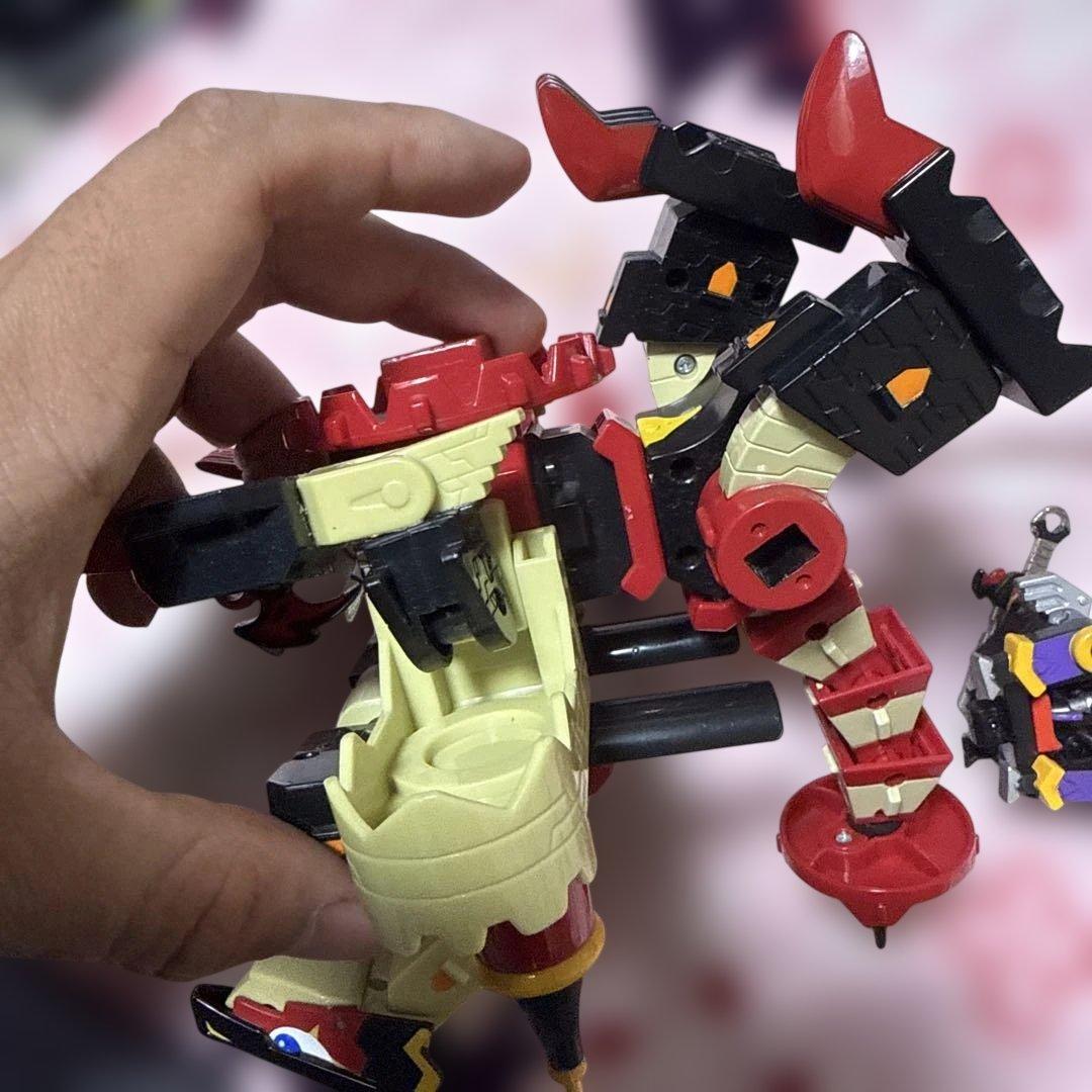 超希少 キーボッツ　封印城の秘密　ダークドラゴンキャッスル&マティウスボッツ