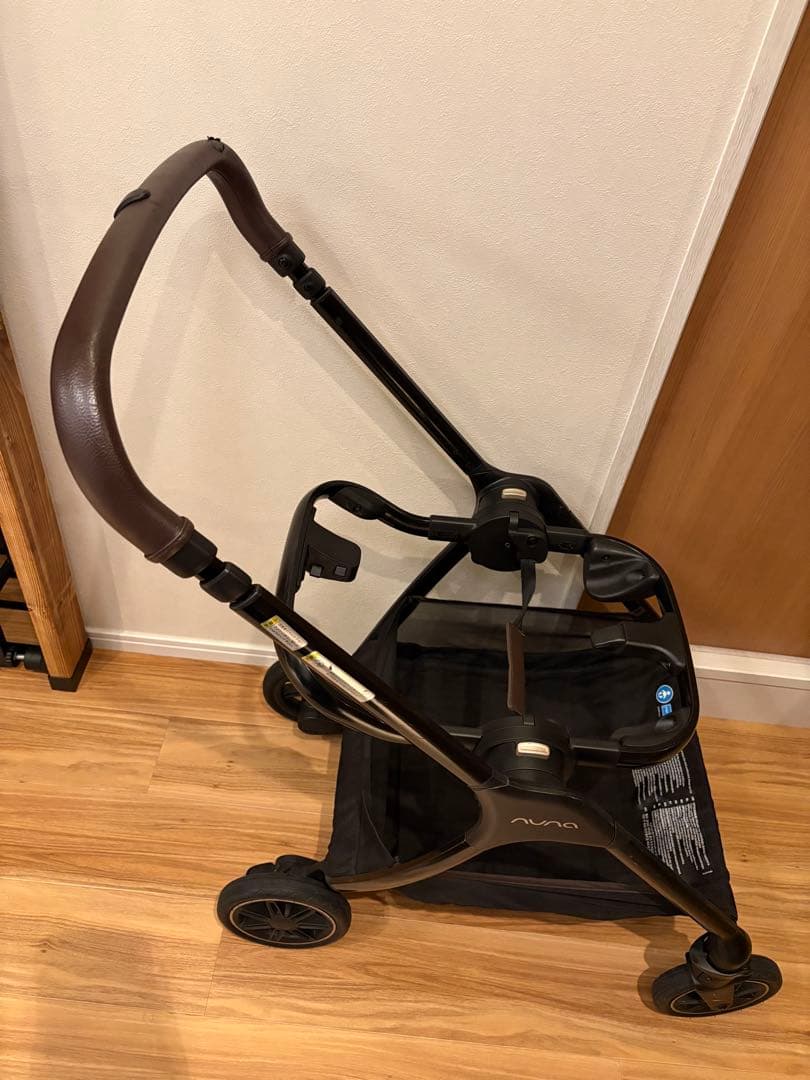 ISOFIX対応 nuna PIPA next Nとbase nextのセット