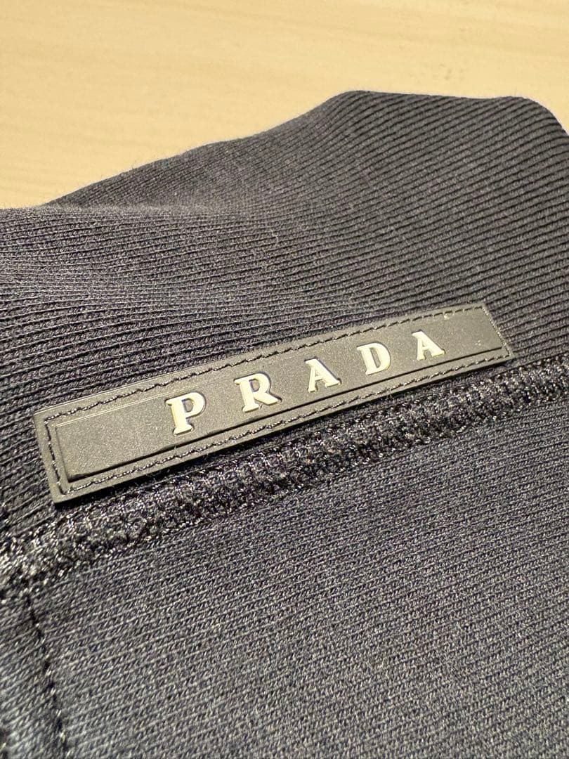 PRADA ブラック フード付きパーカー XL