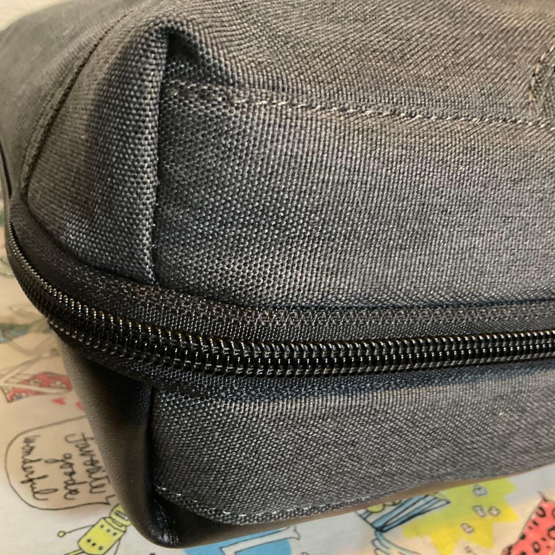 TUMI トートバッグ　グレー　ほぼ未使用