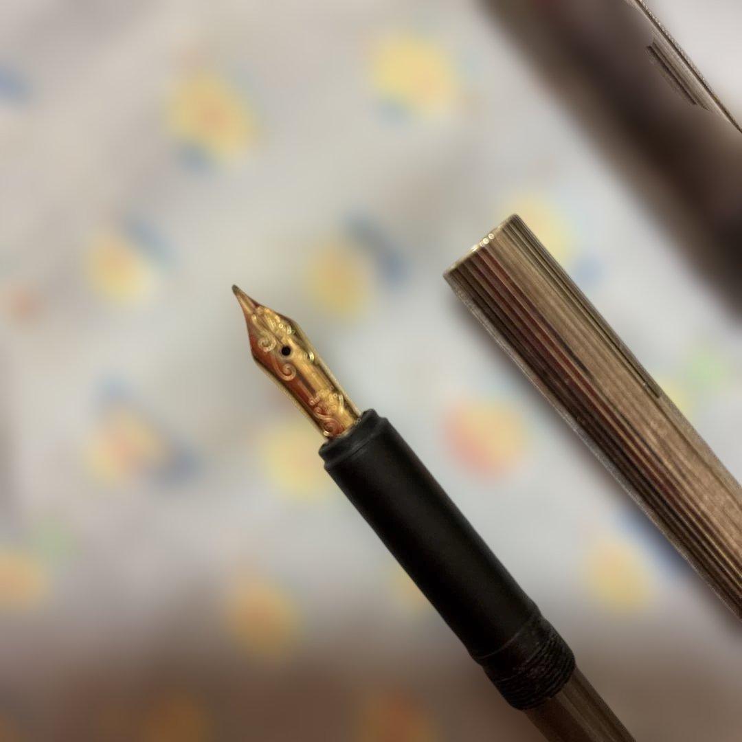 ダンヒル　シルバー dunhill ストライプ模様 万年筆