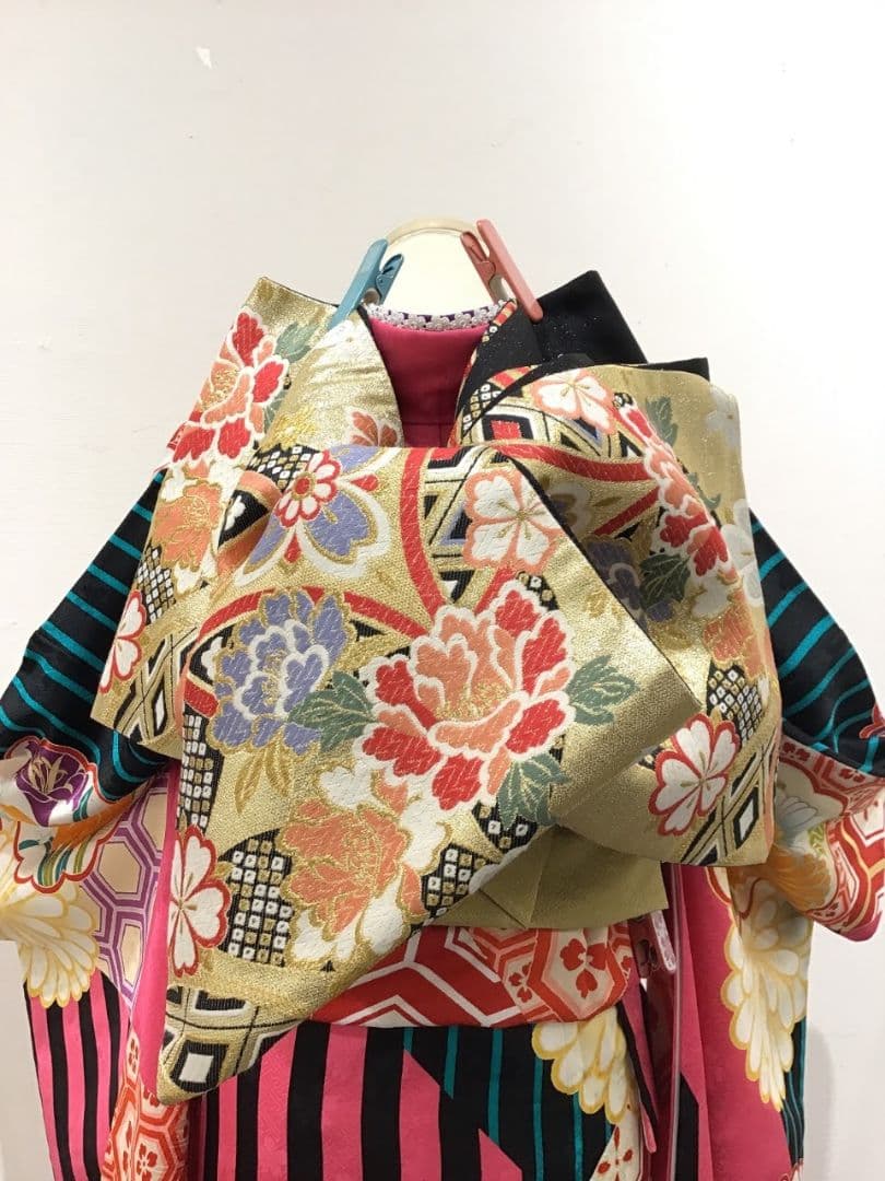 ショッキングピンク　振袖フルセット