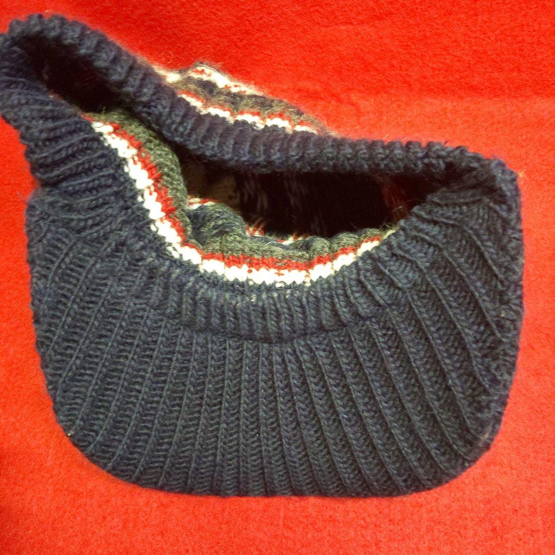 希少♥️モンクレール つば付きニット帽♥️