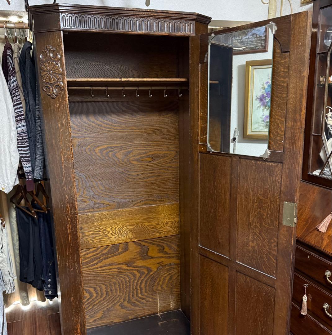 イギリスアンティーク ワードローブ クローゼット