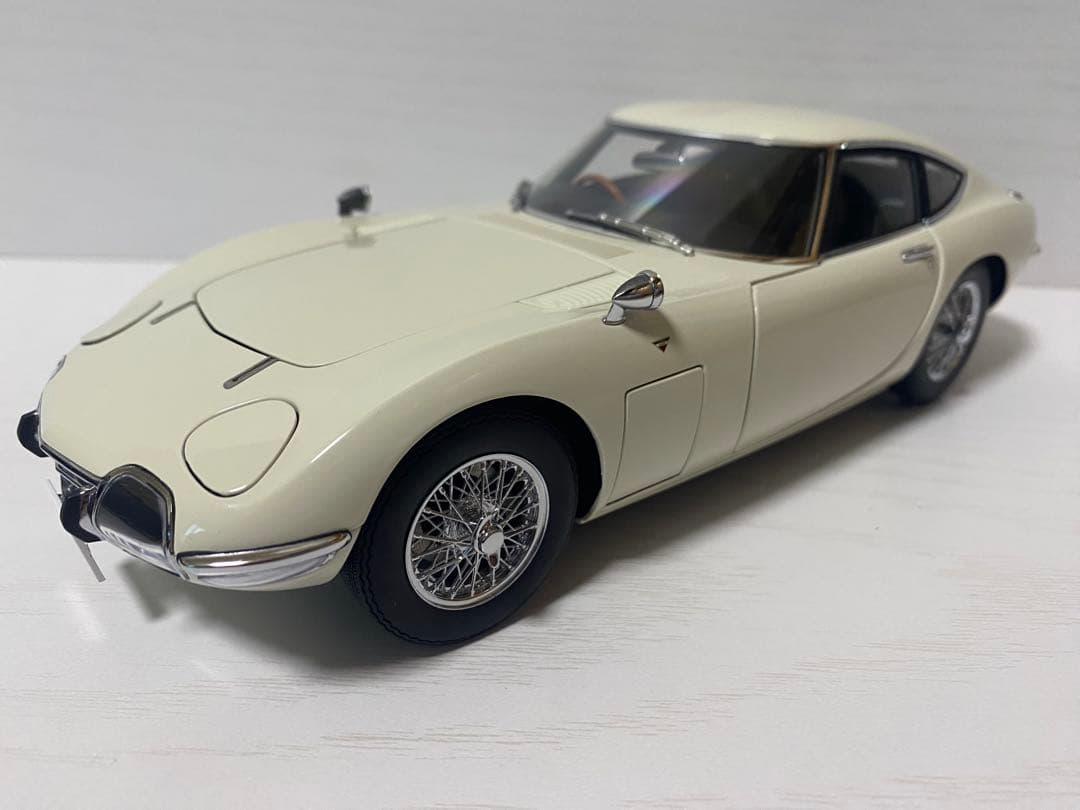1/18 オートアート TOYOTA 2000GT ワイヤースポークホイール