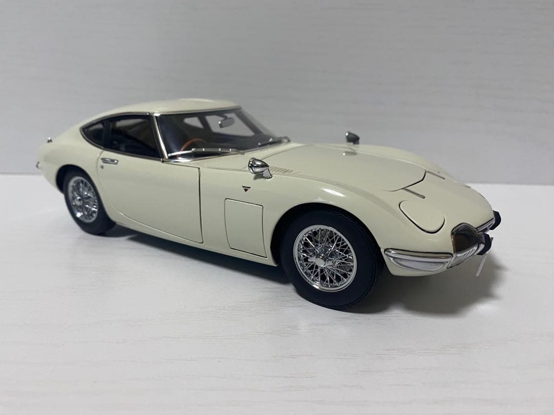 1/18 オートアート TOYOTA 2000GT ワイヤースポークホイール