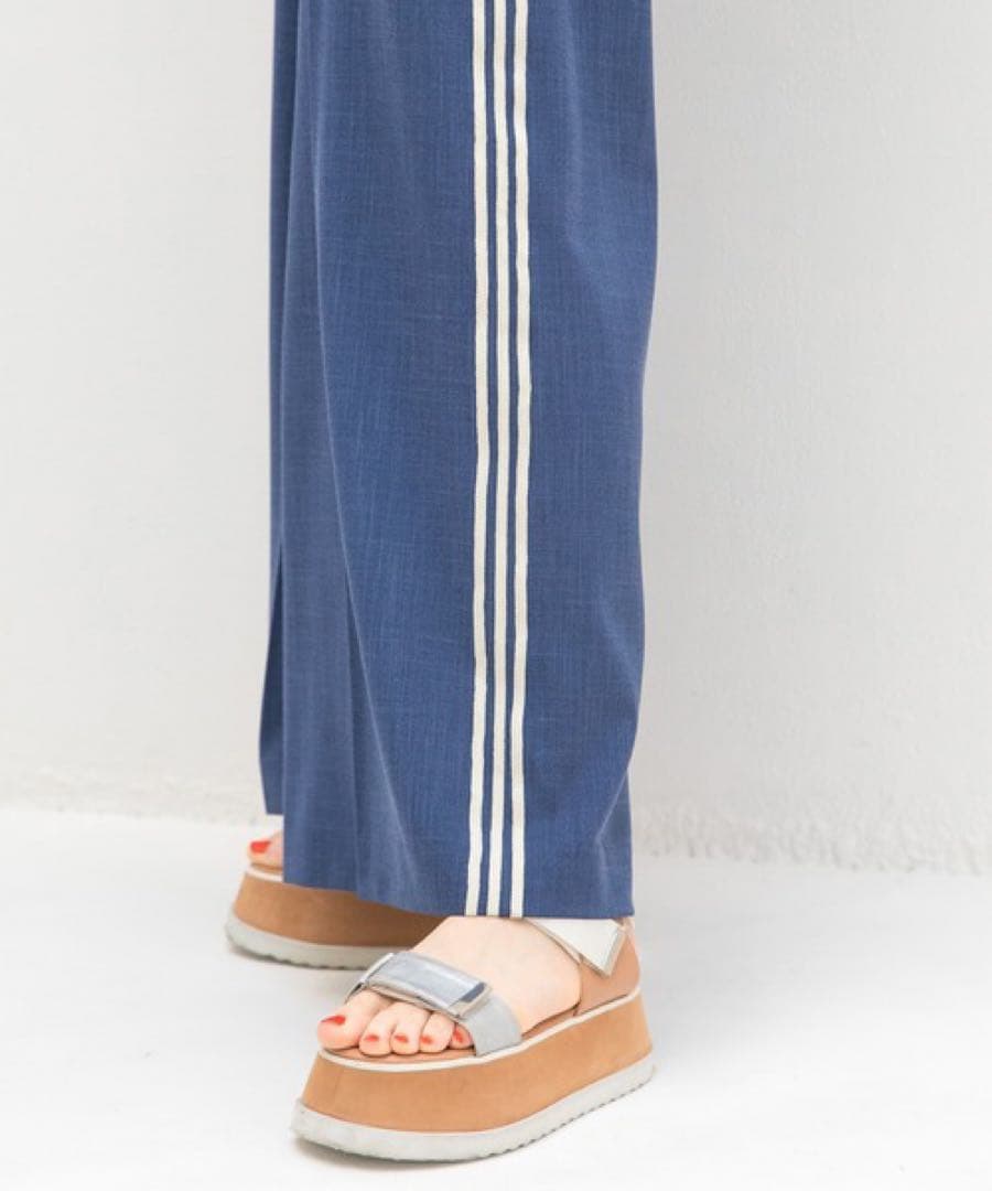 モ*ン様 AULA AILA プリーツスカートレイヤードパンツ