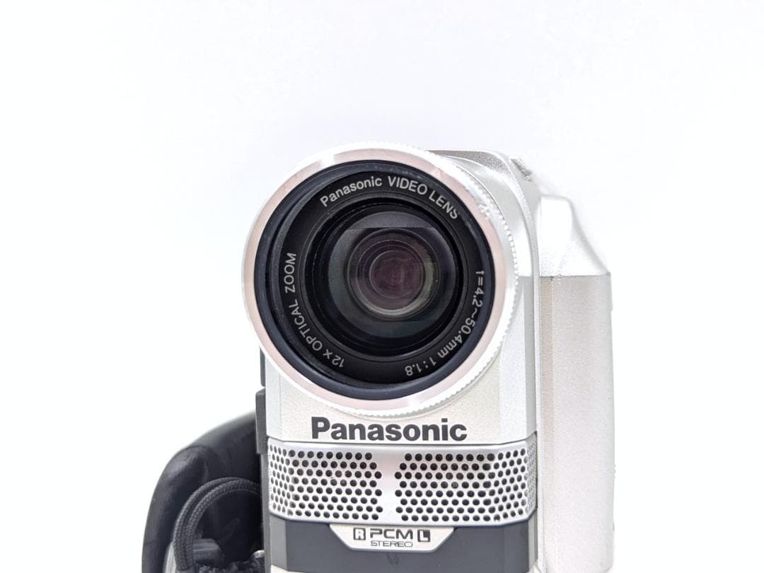 miniDVのダビングに！ Panasonic ビデオカメラ NV-DB1 02