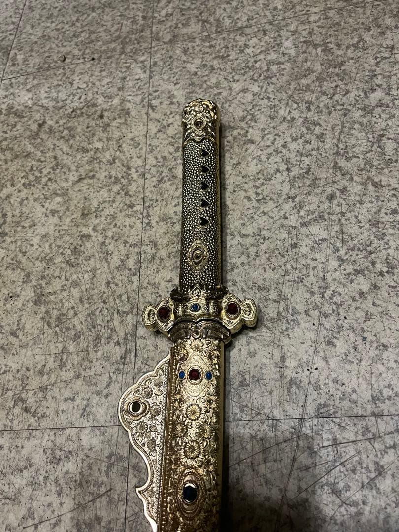 国宝梨地螺鈿金装飾剣、梨地螺鈿金装飾剣、模造刀、レプリカ、金メッキ