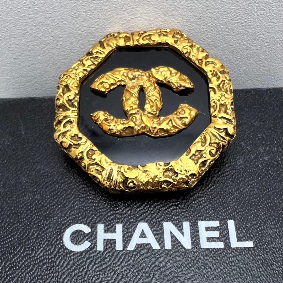 CHANEL シャネル　40.5㎜×39.5㎜　ブローチ　22.37 g