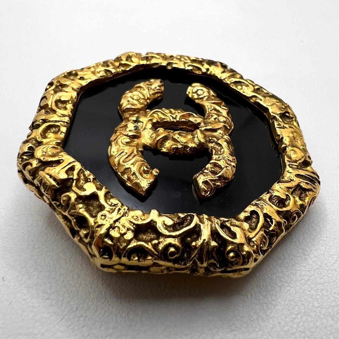 CHANEL シャネル　40.5㎜×39.5㎜　ブローチ　22.37 g