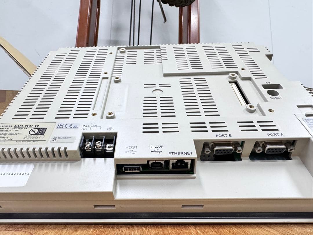 オムロン　タッチバネル　NS10–TV01-V2