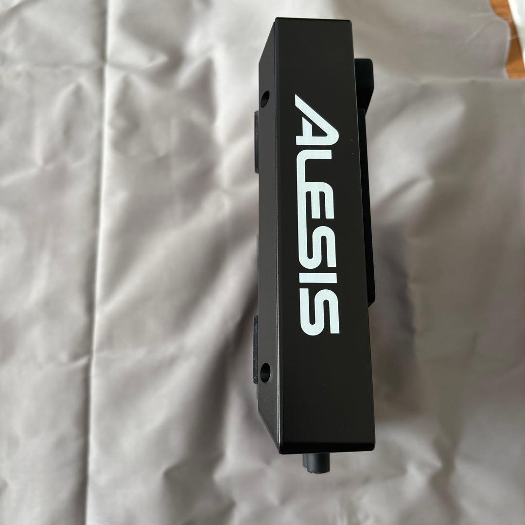 DJ機材 ALESIS SAMPLEPAD 4