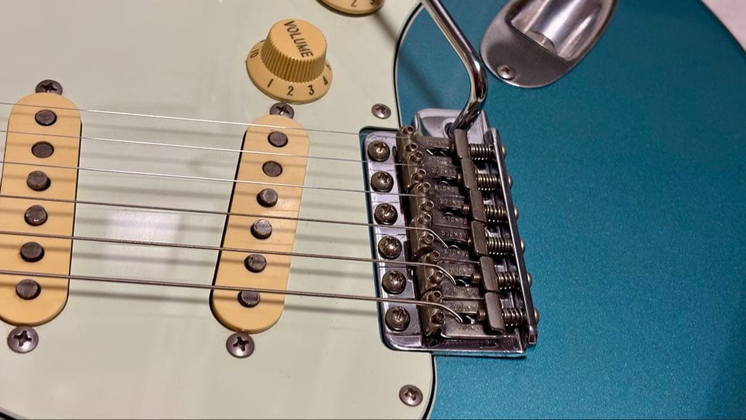 フェンダー ジャパン ST62-70TX US Lake Placid Blue