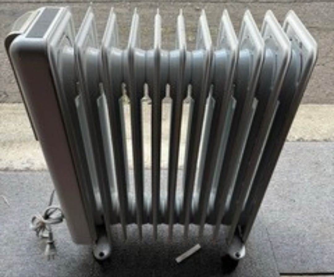 【送料込】デロンギ　オイルヒーター