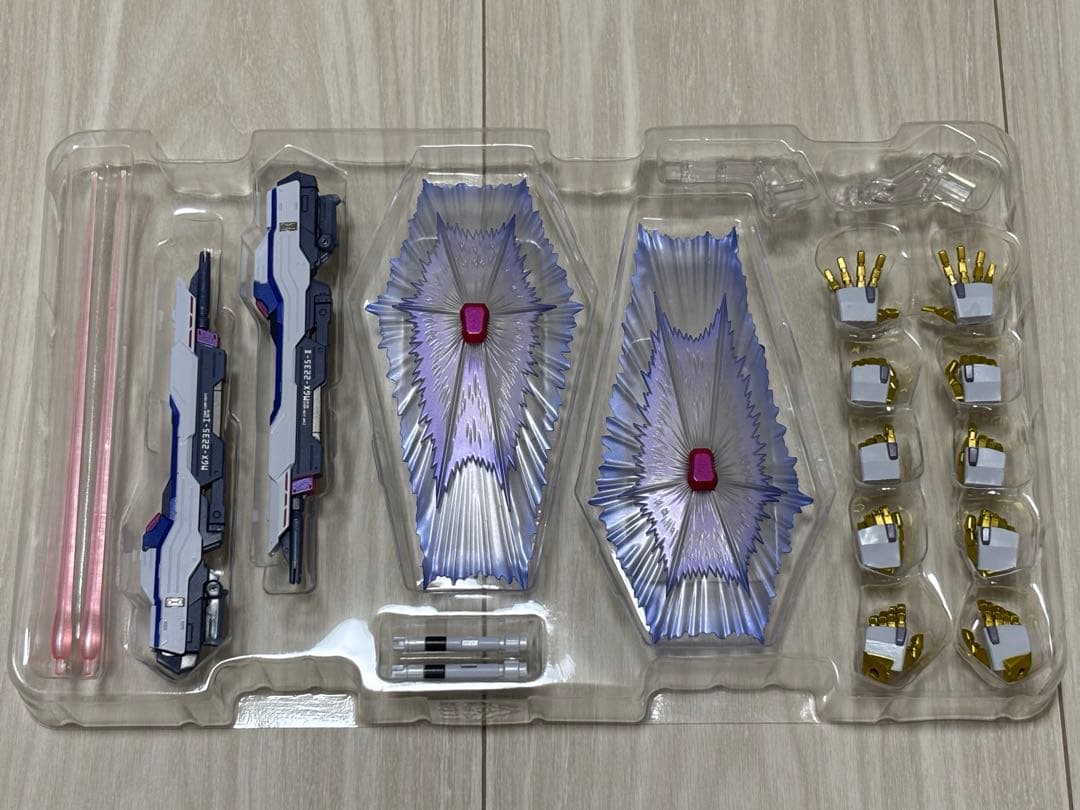 【即購入可・匿名配送】メタルビルド ストライクフリーダムガンダム2024