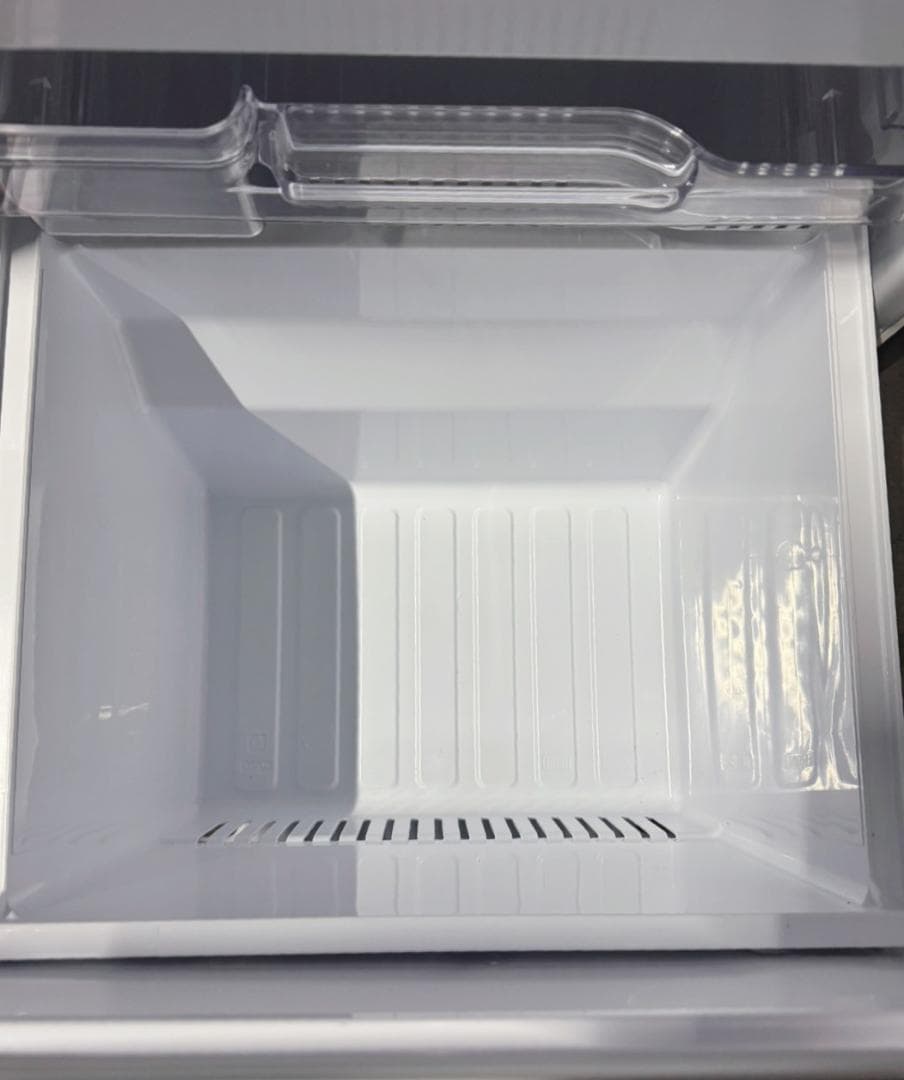 三菱 ノンフロン冷凍冷蔵庫 MR-P15D-B 2018年製 146L